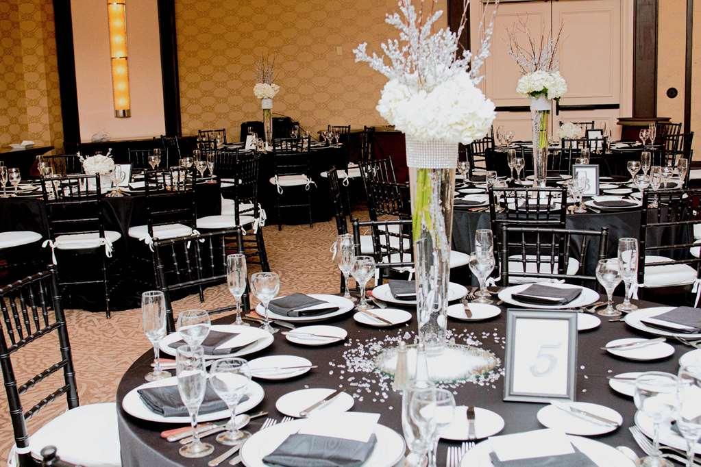 Doubletree By Hilton Hotel Boston - Bedford Glen Съоръжения снимка