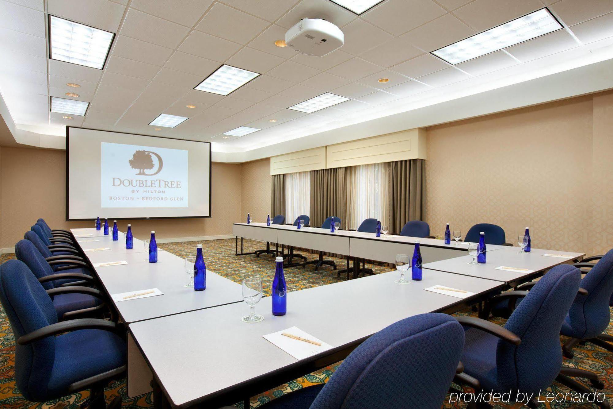 Doubletree By Hilton Hotel Boston - Bedford Glen Екстериор снимка